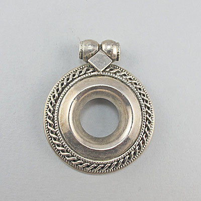 Vintage sterling silver jewellery  pendant solid                                      