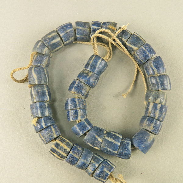 Antique Trade Beads 35 Matched Ghanaian Glass Beads Old Beads For Beaded Necklaces Good Old Beads