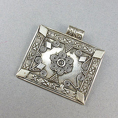 Vintage jewellery mexican silver pendant 