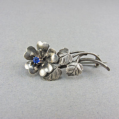 Vintage jewellery  silver brooch