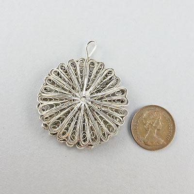 Vintage silver jewellery pendant filigree design